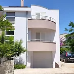 Romantic Oasis Apartments